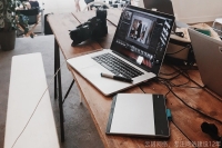 如何制作网站模板?