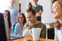 企业网站网页设计为什么要找专业公司?